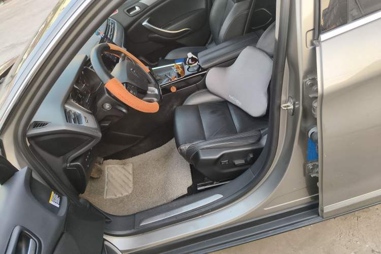 Used Citroen C5 2017 350THP Automatic Luxury Model Left Front Seat