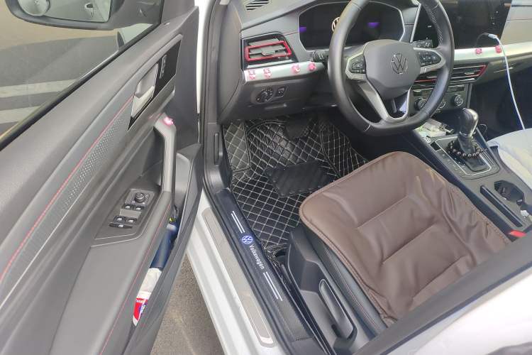 Used Volkswagen Lavida 2023 300TSI DSG Starry Full-Comfort Edition