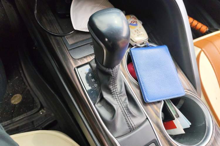 Used Toyota Camry 2019 Revised Version 2.0G Luxury Edition