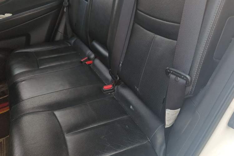 Used Nissan X-Trail 2015 2.0L CVT Comfort MAX Edition 2WD Left Rear Seat