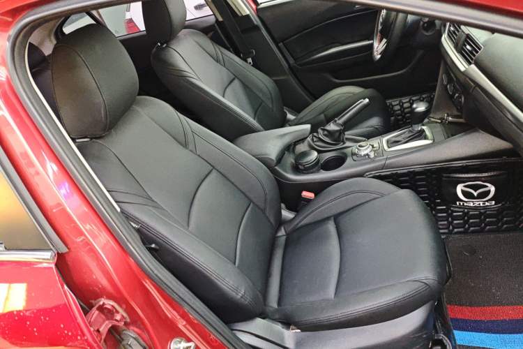 Used Mazda Mazda 3 Axela 2017 Sedan 1.5L Automatic Comfort Model Emission Standard China V