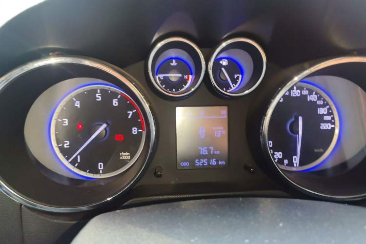 Used Changan CS35 2016 1.6L Manual Luxury Model China V Standard