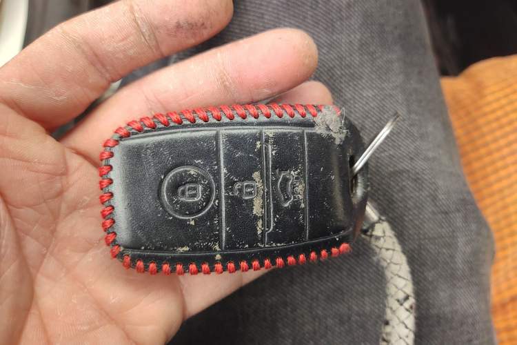 Used Kia KX Cross 2017 1.4L AT GLS
