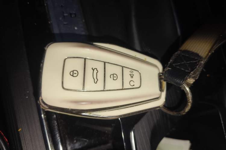 Used Geely Auto Emgrand S 2022 1.4T CVT Crossover Player Edition