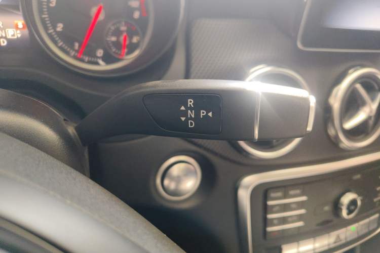 Used Mercedes-Benz GLA 2018 GLA 200 Fashion Model
