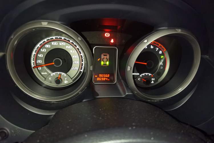 Used Mitsubishi Pajero 2016 3.0L Automatic Luxury Version China V Standard Instrument Cluster