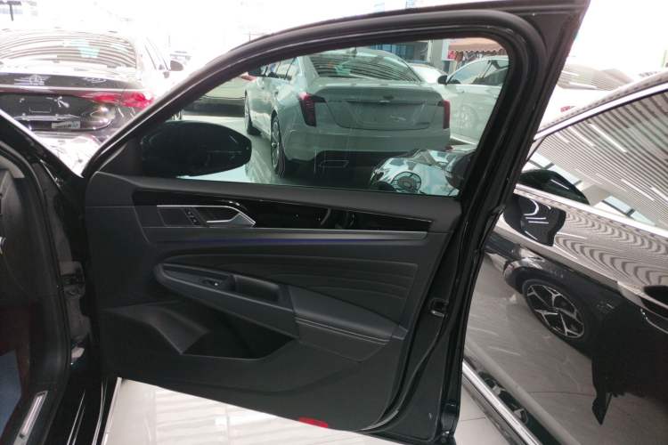 Used Volkswagen Passat 2024 380TSI Starry Luxury Edition