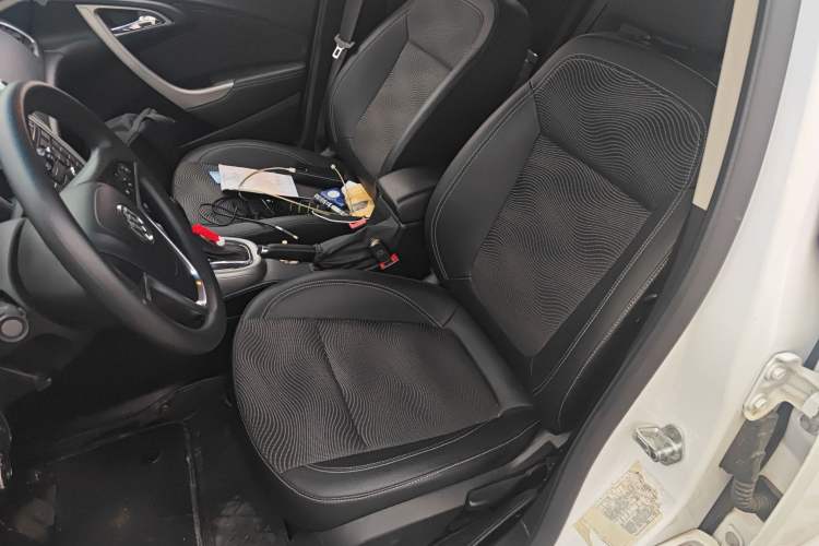 Used Buick GT 2014 XT 1.6L Automatic Fashion Edition
