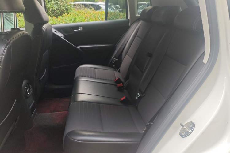 Used Volkswagen Tiguan 2017 300TSI Automatic Two-Wheel Drive Silk Road Luxury Edition
