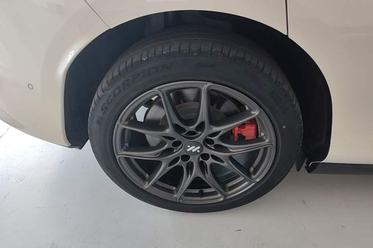 Used IM LS6 2023 Max Standard Edition