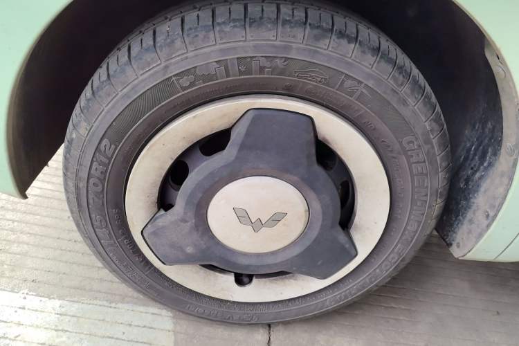 Used Wuling Hongguang MINIEV 2024 3rd Generation 120 km Exterior 4