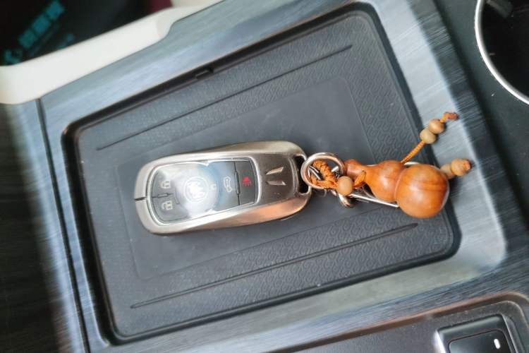 Used Buick GL8 2021 Land Cruiser Executive Class 652T Luxury Model
