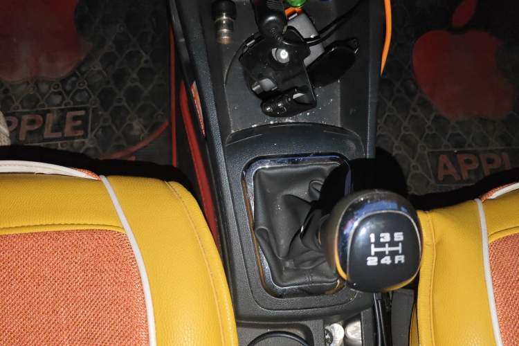 Used Dongfeng Aeolus AX3 2016 1.5L Manual ZhiKu Model
