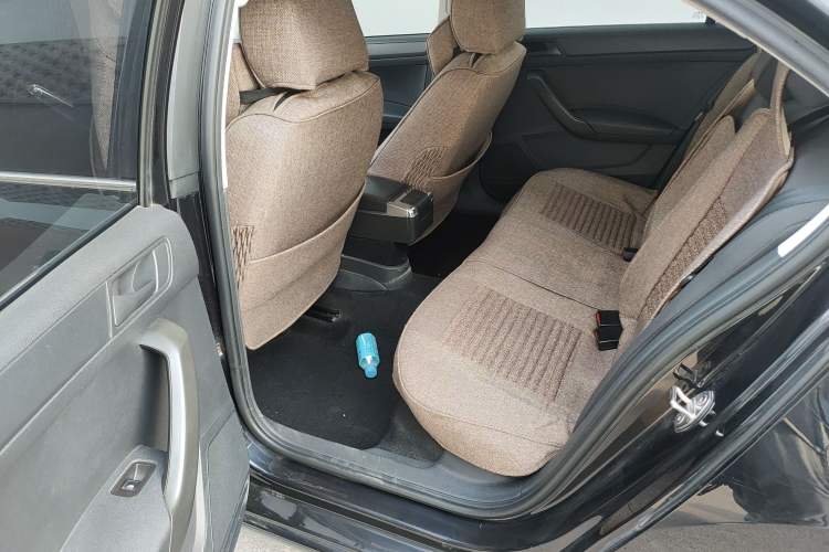 Used Volkswagen Santana 2016 1.4L Manual Fashion Edition
