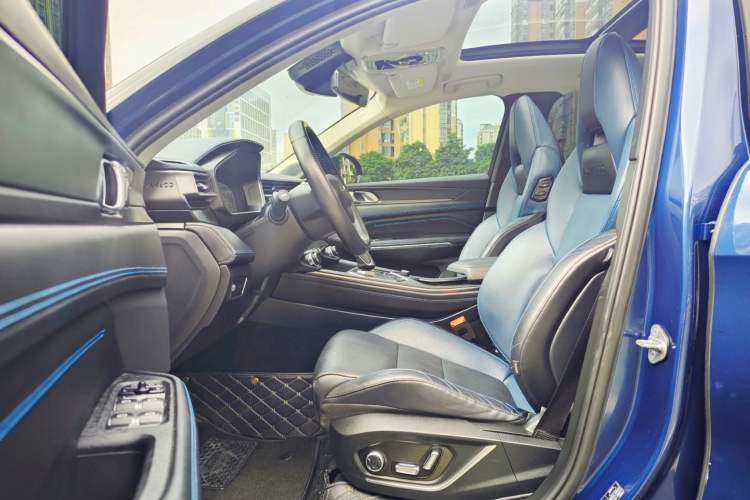 Used Lynk & Co 05 2022 2.0T Two-Wheel Drive Shine Halo
