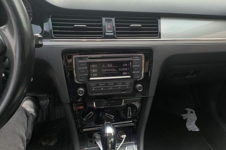 Used Volkswagen Bora 2015 Value Edition 1.6L Automatic Comfort Version