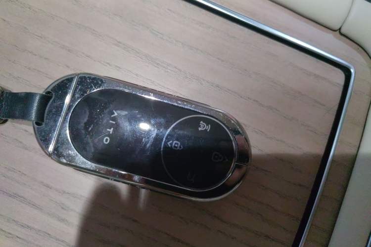 Used Hima AITO M9 2024 Range-Extended Max Edition 52 kWh 5-Seater Version
