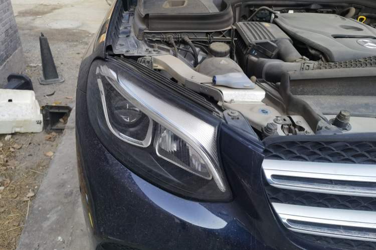 Used Mercedes-Benz GLC 2017 GLC 260 4MATIC Luxury Model