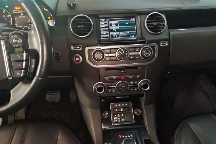 Used Land Rover Discovery 2014 3.0 SC V6 HSE
