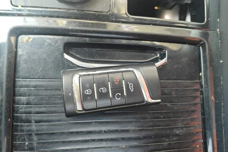 Used GAC Trumpchi GS8 2017 320T Four-Wheel Drive Luxury Smart Connectivity Version (7 Seats)