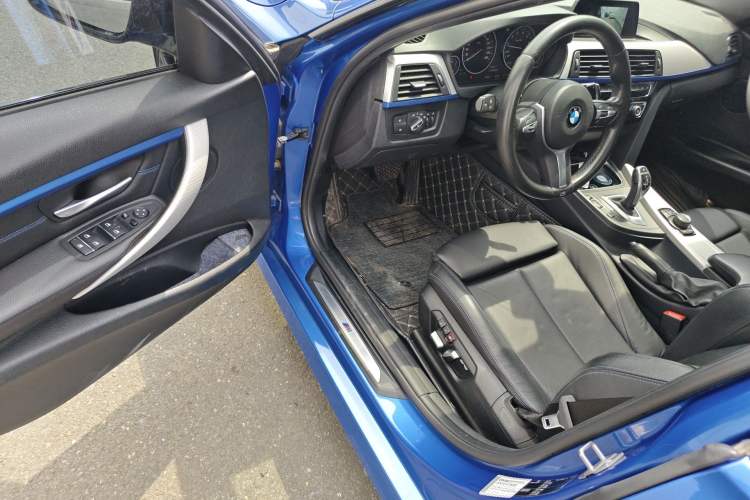 Used BMW 3 Series 2018 320i M Sport Package
