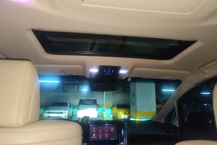 Used Toyota Alphard 2021 Dual-Engine 2.5L Luxury Edition