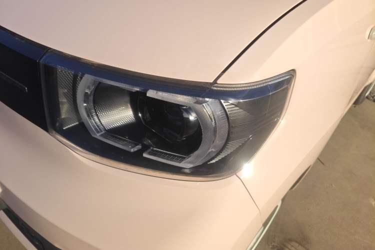 Used Wuling Hongguang MINIEV 2022 Macaron Fashion Edition Lithium-Nickel-Cobalt-Alpha-oxide
