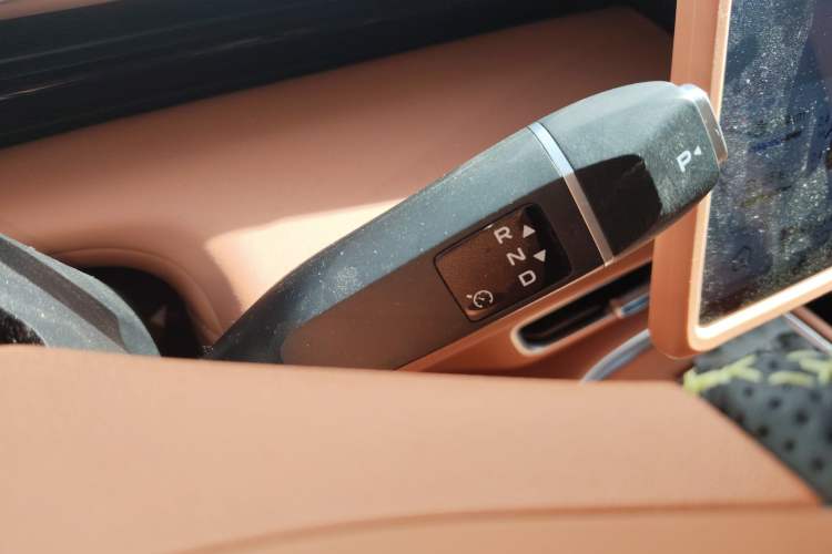 Used Deepal S07 2025 215Max Deep Blue Intelligent Driving AD PRO Range-Extended Version
