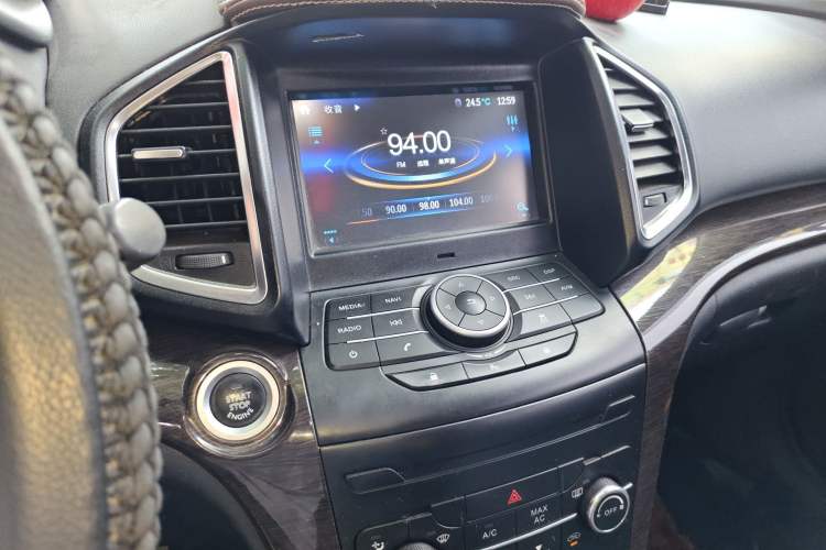 Used HYOSOW S6 2016 1.5T Manual Leading Model Audio And AC Panel