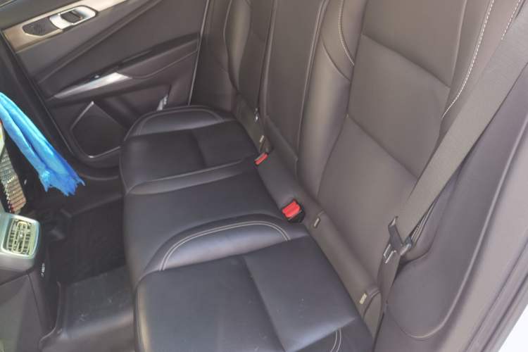 Used Lynk & Co 01 2017 2.0T Two-Wheel Drive Pro Edition
