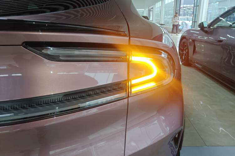 Used Xiaomi Auto YU7 2025 Ultra-Long Range High-Performance All-Wheel-Drive Max Edition