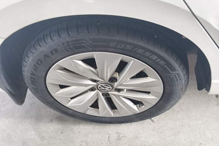 Used Volkswagen Lavida 2018 Hatchback 200TSI DSG Comfort Edition China V Standard Exterior 5