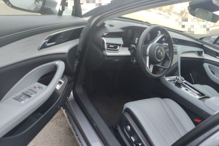 Used Hongqi H5 PHEV 2025 170 Super Hybrid Version
