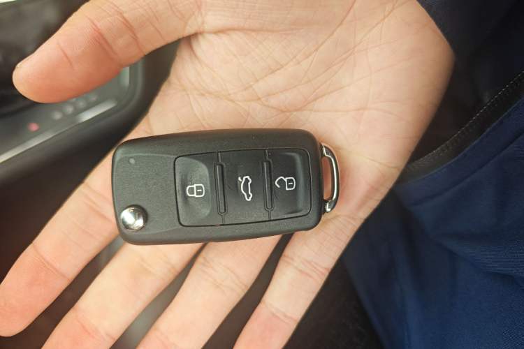 Used Volkswagen Lavida 2017 1.6L Automatic Comfort Edition