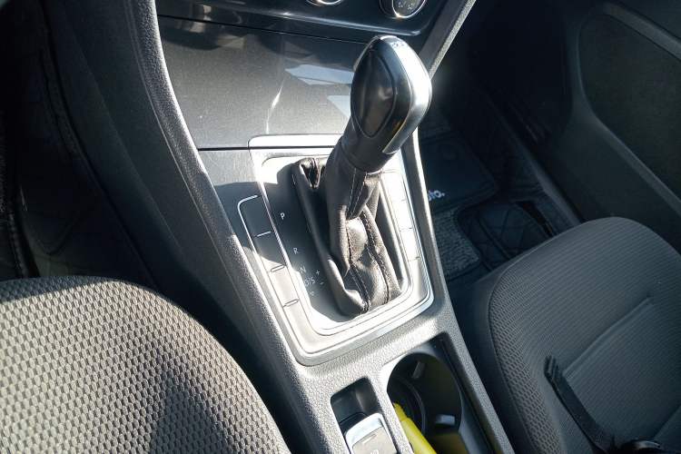 Used Volkswagen Golf 2017 230TSI Automatic Comfort Edition – Celebrating Milestone of One Million Units
