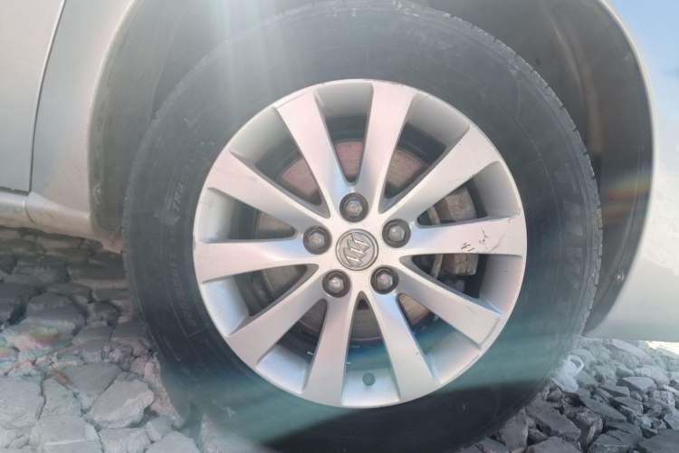 Used Buick GL8 2011 2.4L CT Comfort Edition
