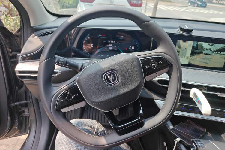 Used CHANGAN Eado 2023 Changan Edition PLUS Blue Whale NE 1.4T GDI DCT Prestige Version