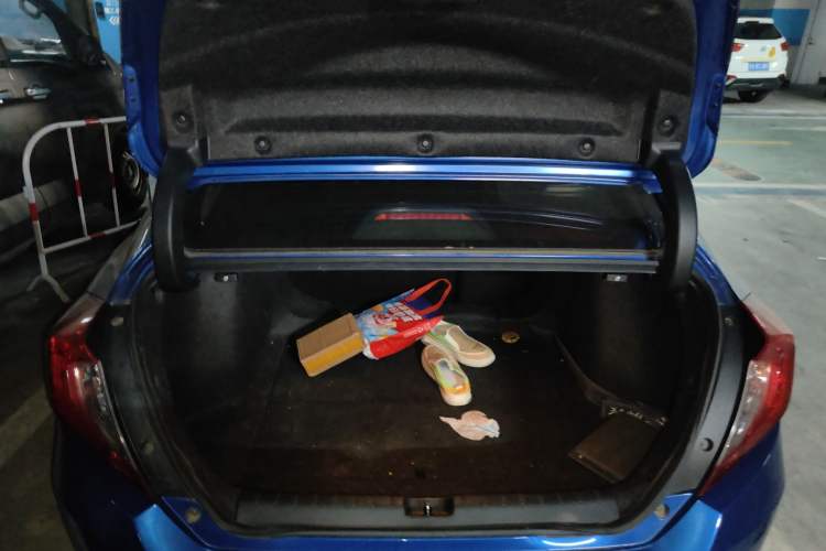 Used Honda Civic 2016 220TURBO CVT Luxury Edition Trunk