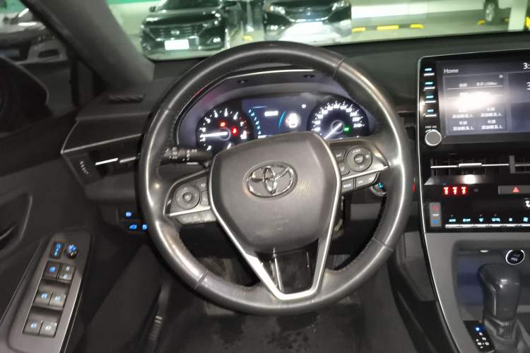 Used Toyota Avalon 2019 2.0L Luxury Edition China VI Standard
