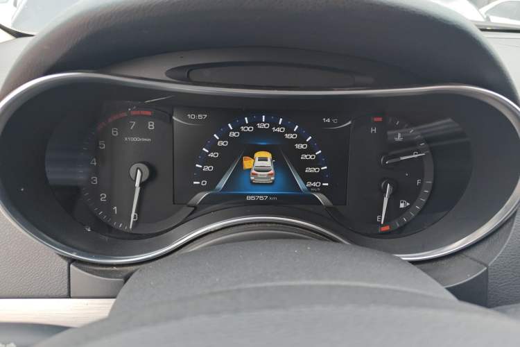 Used Haval H8 2017 2.0T Gasoline 4x4 Smart Enjoyment Version