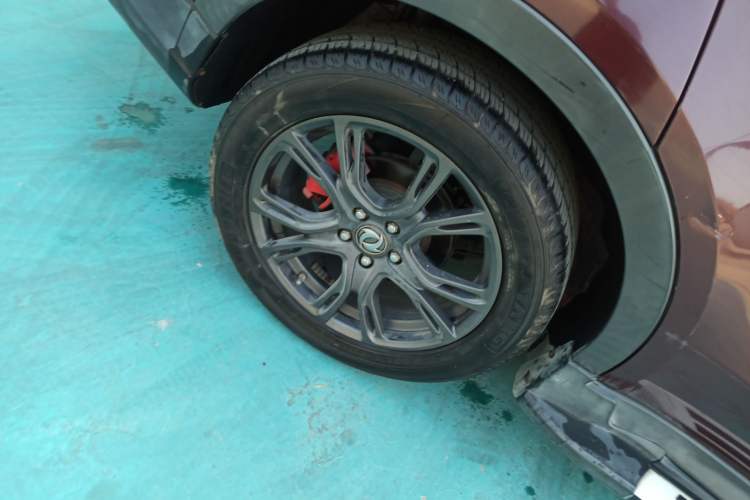 Used Dongfeng Fengon 580 2018 1.5T CVT Smart Connectivity Version
