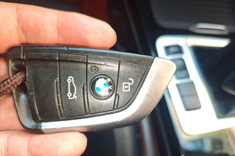 Used BMW 1 Series 2017 118i Sport Edition Vehicle Key