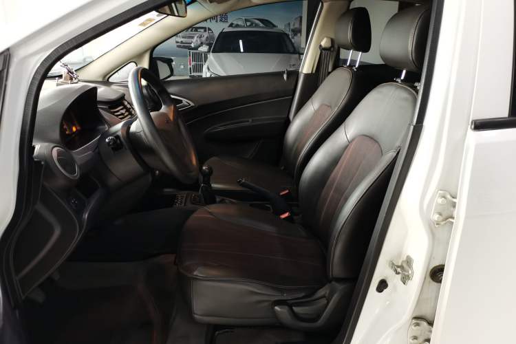 Used Chevrolet Sail 2013 Sedan 1.2L Manual Fashionable Happiness Edition