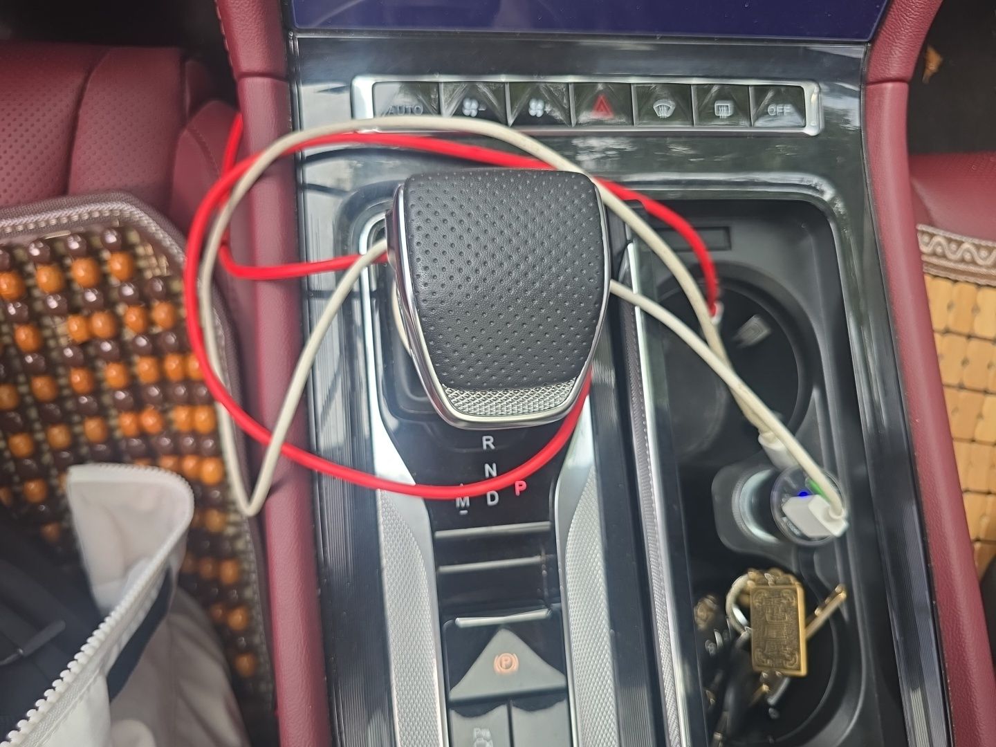 Hongqi H5 2024 1.5T DCT Smart Connect Flagship Edition - Chinese Trim Yun — снимка 14
