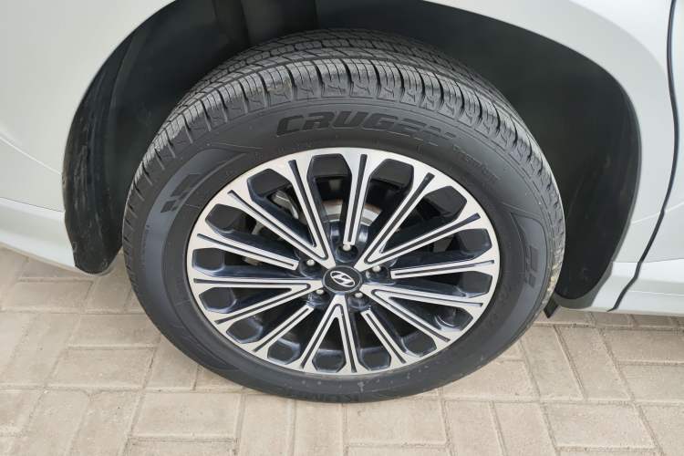 Used Hyundai Custo 2024 380TGDi LUX Premium Smart & Luxurious Edition
