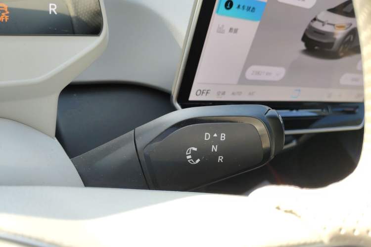 Used Volkswagen ID.3 2025 Smart Model Outstanding Oxygen Edition