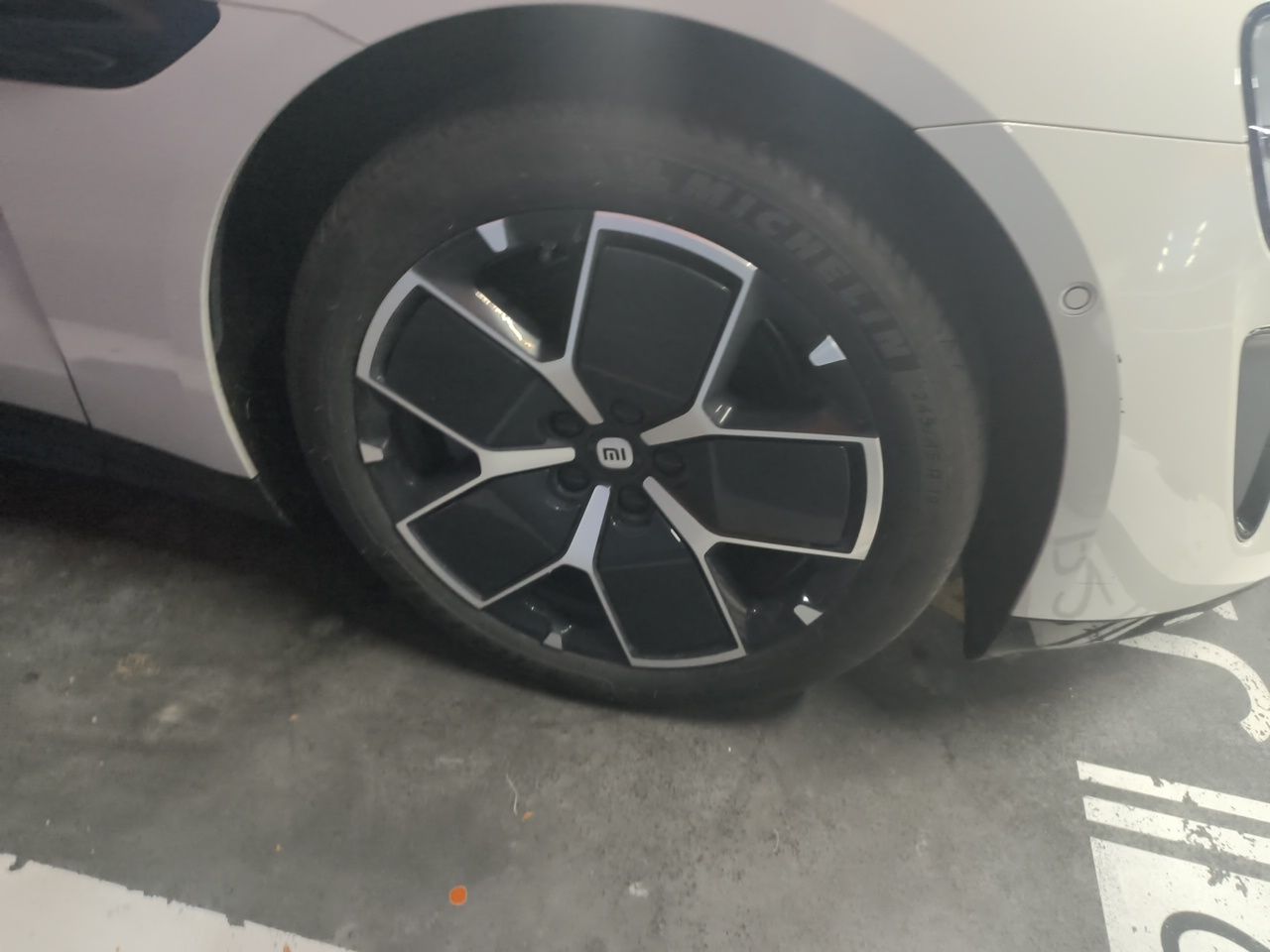 Xiaomi Auto SU7 2024 Rear-Drive Long-Range Intelligent Driving Version — снимка 8