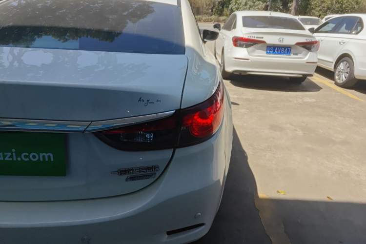 Used Mazda Atenza 2014 2.0L Blue Sky Luxury Edition