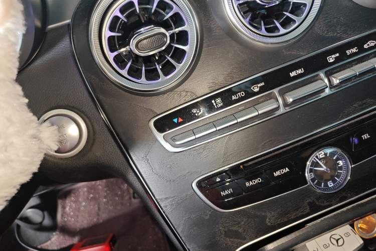 Used Mercedes-Benz C-Class 2015 C 200 station wagon