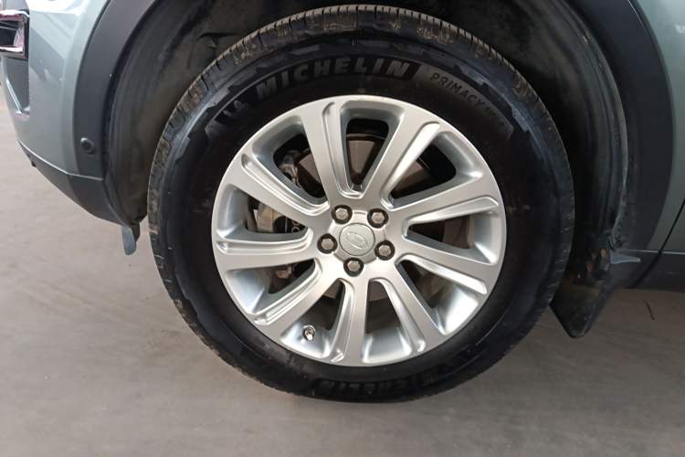 Used Land Rover Discovery Sport 2019 240 PS SE Version China VI Standard Exterior 4